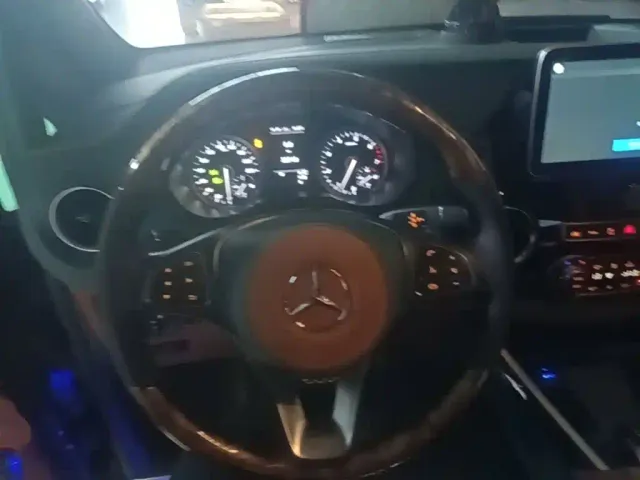 Mercedes-Benz Vito — Фото автомобиля 10