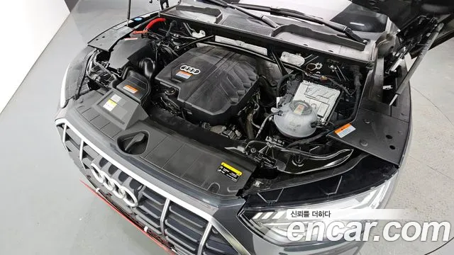Audi Q5 45 TFSI quattro Sportback — Фото автомобиля 6