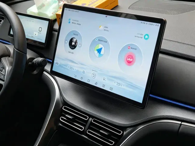 BYD Seal 05 DM-i — Фото автомобиля 13