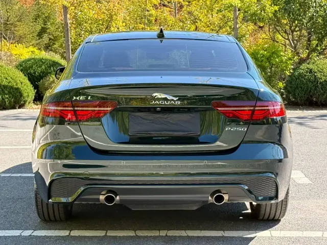 Jaguar XEL — Фото автомобиля 4