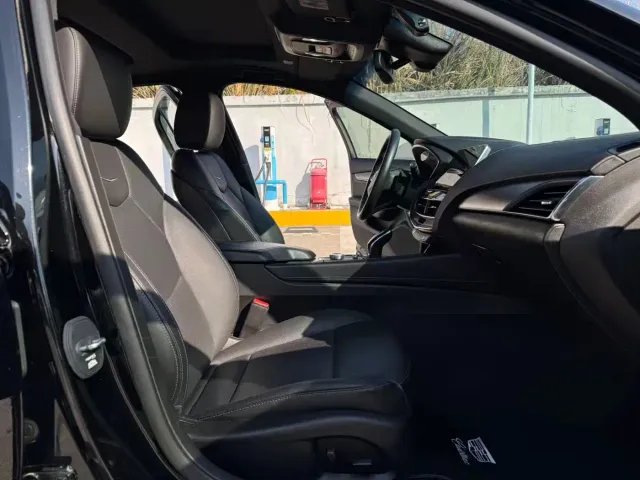 Cadillac CT5 — Фото автомобиля 12
