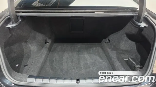 BMW 7 Series G70 — Фото автомобиля 19