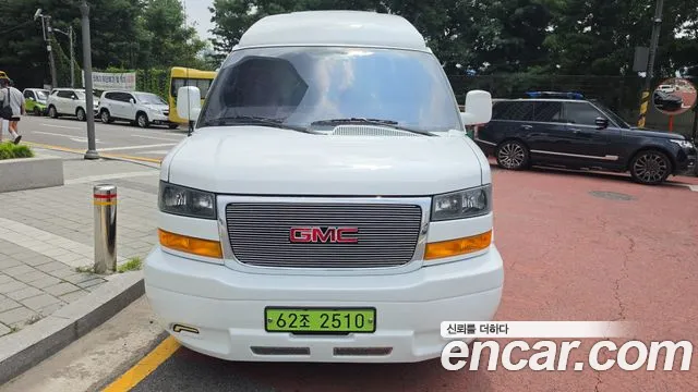 GMC Savana — Фото автомобиля 3