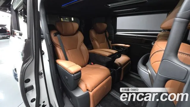 Toyota Alphard — Фото автомобиля 12