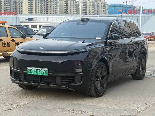 Фотография автомобиля — Li Auto L9