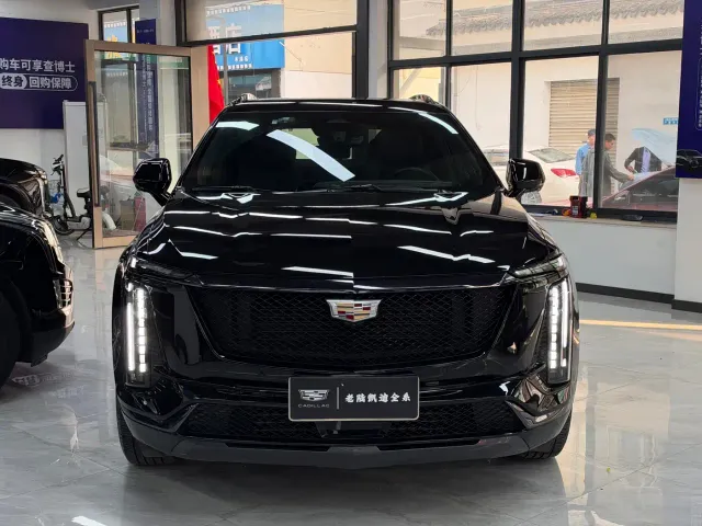 Cadillac XT5 — Фото автомобиля 11
