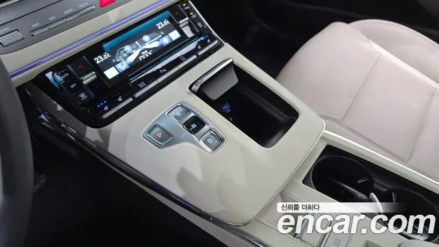 Hyundai Grandeur Новый Grandeur IG — Фото автомобиля 8