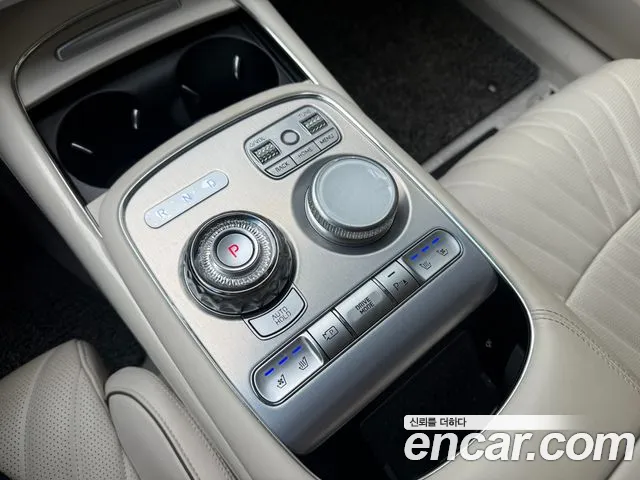 Genesis G90 Бензин 3.5 турбо AWD — Фото автомобиля 9