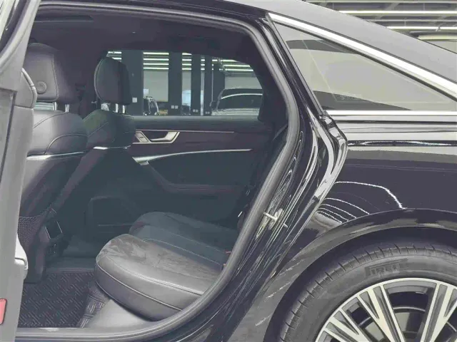 Audi Audi A6L 2023 55 TFSI quattro Premium Dynamic — Фото автомобиля 7