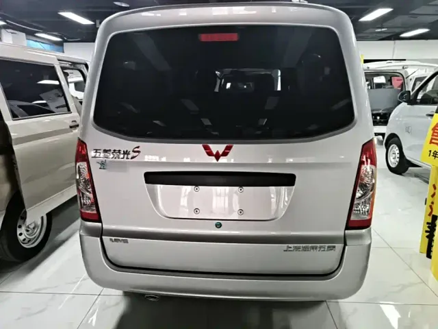 Wuling Rongguang S — Фото автомобиля 5
