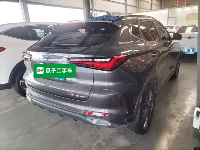 Changan Oushang X5 — Фото автомобиля 6