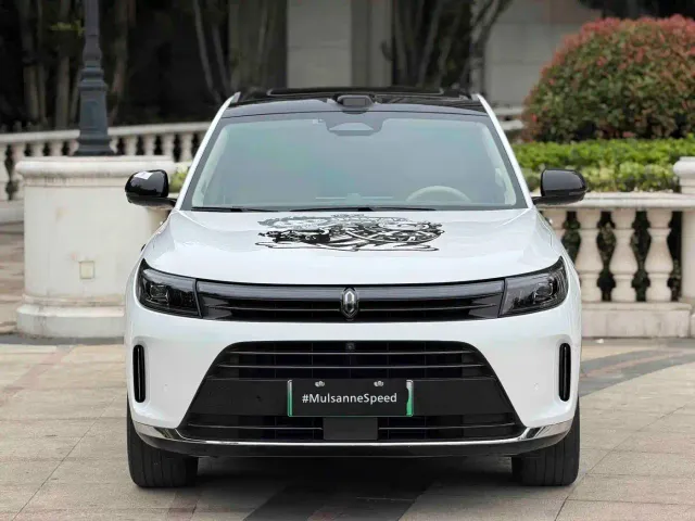 Aito M7 — Фото автомобиля 3