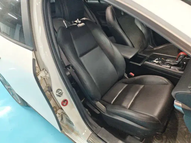 Mazda Axela — Фото автомобиля 24