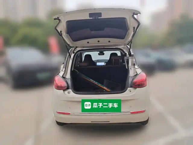 Wuling Bingo — Фото автомобиля 20
