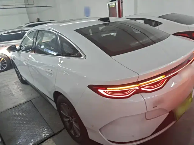 BYD Qin L — Фото автомобиля 4