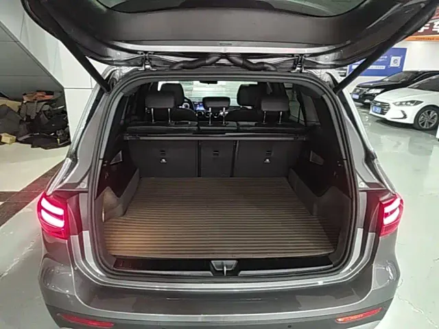 Mercedes-Benz GLB-Class — Фото автомобиля 18