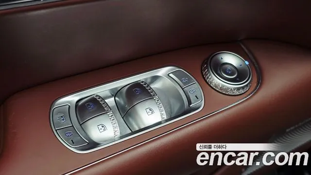 Genesis G90 Бензин 3.5 турбо AWD — Фото автомобиля 26