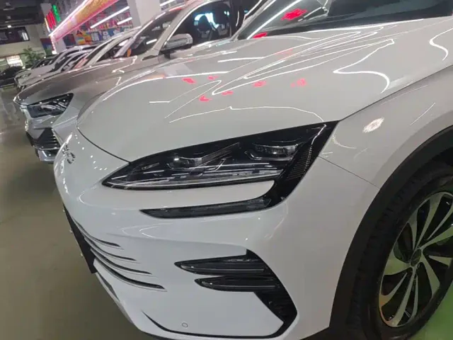 BYD Song PLUS — Фото автомобиля 23