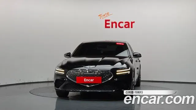 Genesis G70 — Фото автомобиля 3