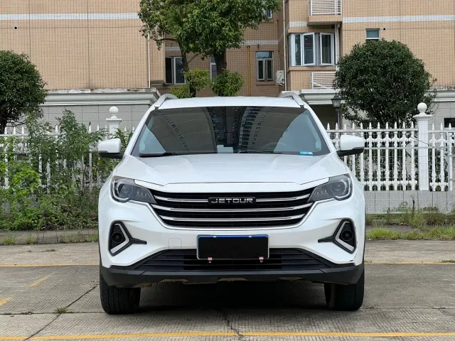 Jetour X70M — Фото автомобиля 3