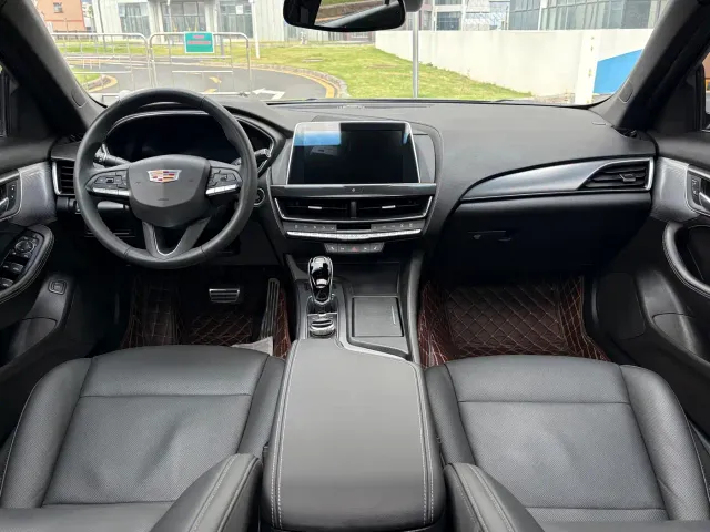 Cadillac CT5 — Фото автомобиля 8