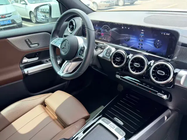 Mercedes-Benz GLB-Class — Фото автомобиля 9