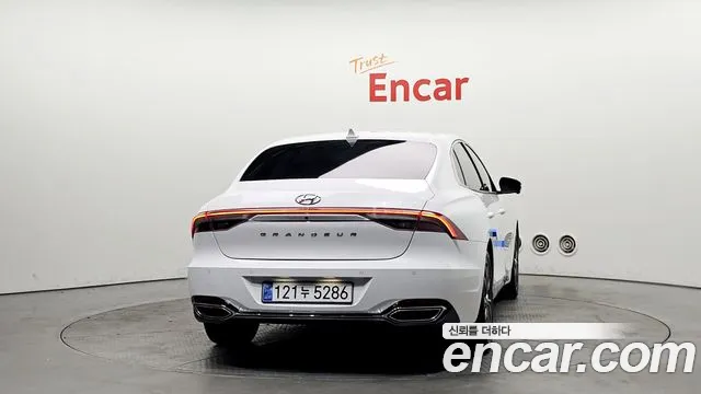 Hyundai Grandeur Новый Grandeur IG — Фото автомобиля 4