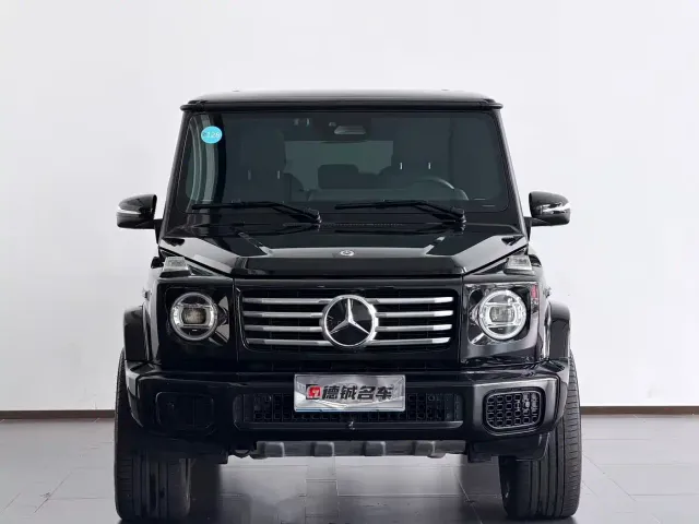 Mercedes-Benz G-Class — Фото автомобиля 2