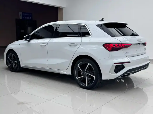 Audi A3 — Фото автомобиля 4