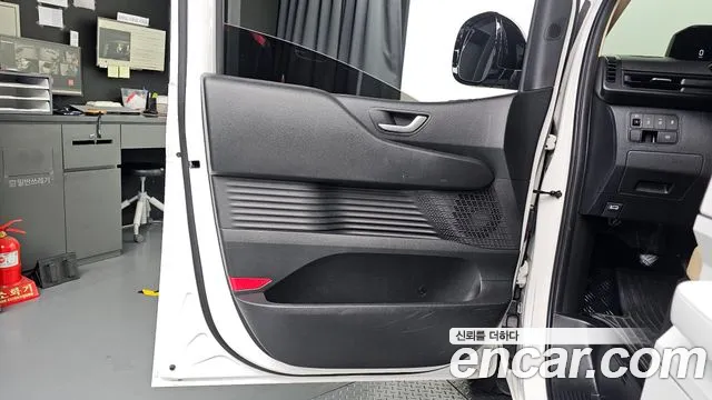 Hyundai Staria — Фото автомобиля 13