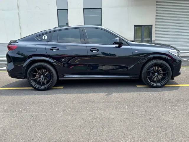 BMW X6 — Фото автомобиля 7