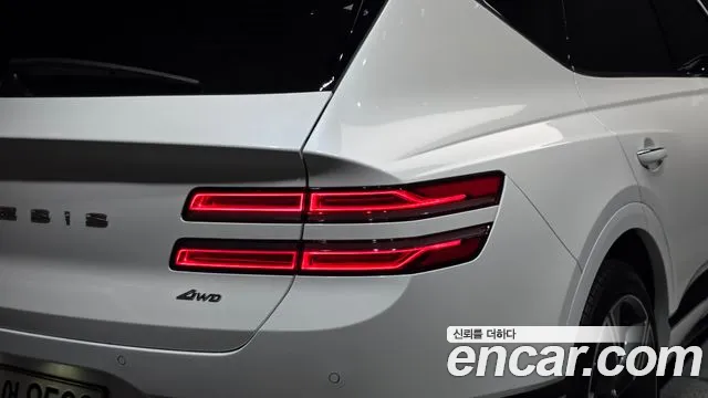 Genesis GV80 — Фото автомобиля 23