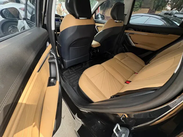 Geely Boyue L — Фото автомобиля 14