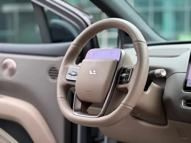 Li Auto i6 — Фото автомобиля 14