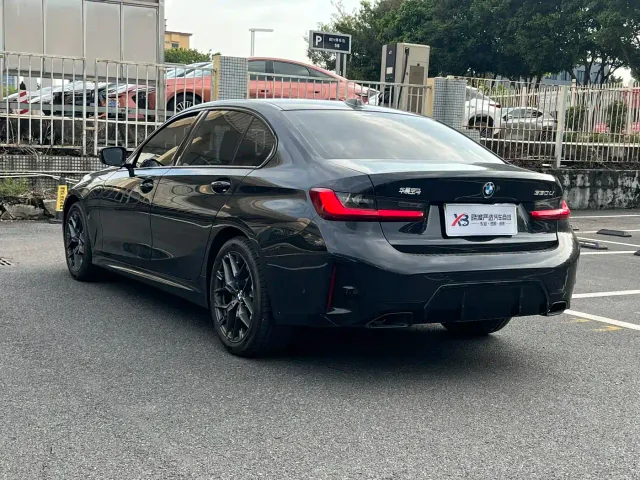 BMW 3 Series — Фото автомобиля 14