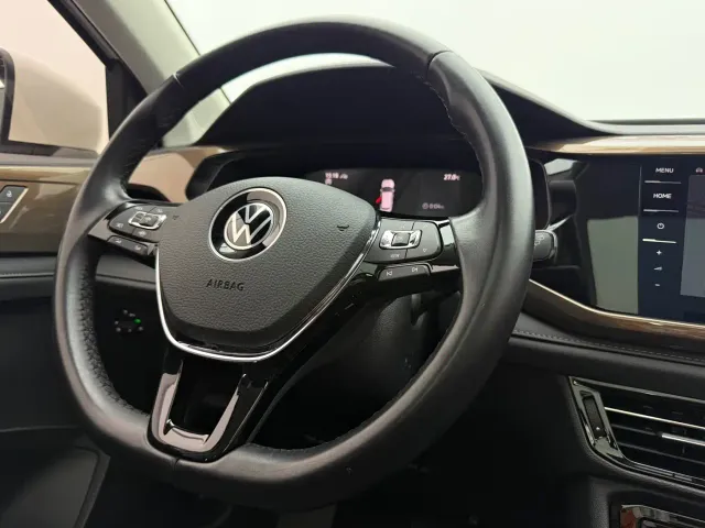 Volkswagen Tharu — Фото автомобиля 15