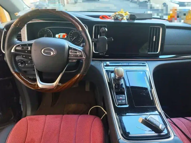 GAC Trumpchi M8 — Фото автомобиля 10