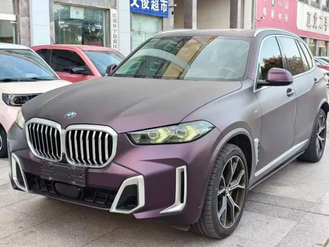 Фотография автомобиля — BMW X5