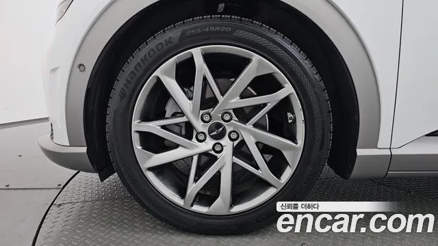 Genesis GV60 — Фото автомобиля 5