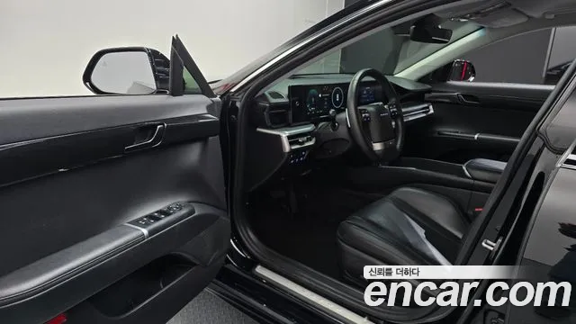 Hyundai Grandeur GN7 — Фото автомобиля 15