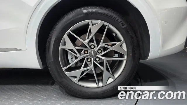 Genesis GV70 — Фото автомобиля 20
