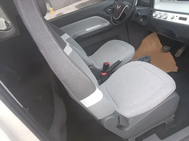 Wuling Hongguang Mini EV — Фото автомобиля 24