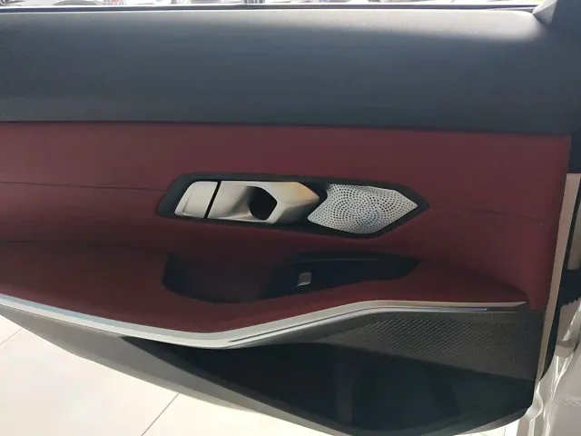 BMW i3 — Фото автомобиля 11