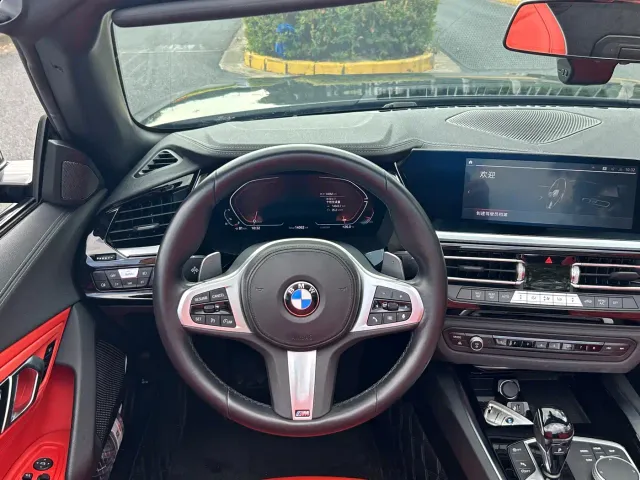 BMW Z4 — Фото автомобиля 14