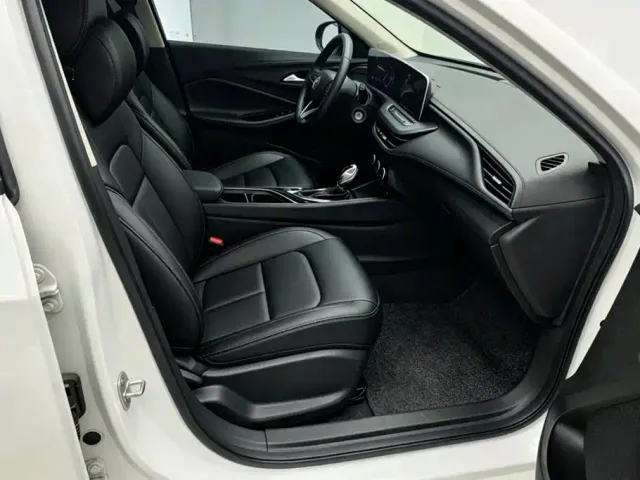 Buick Verano — Фото автомобиля 8