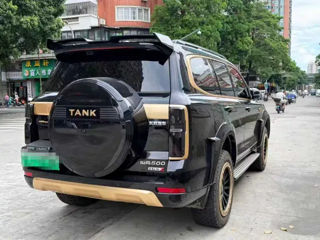Tank 500 EV — Фото автомобиля 9