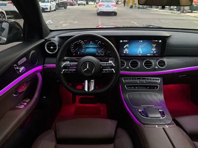 Mercedes-Benz E-Class — Фото автомобиля 8