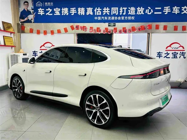 IM Motors LS6 — Фото автомобиля 8