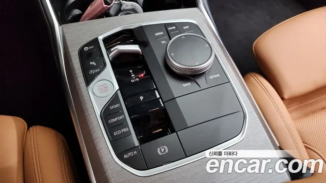 BMW 3-Series 3 серия (G20) — Фото автомобиля 9