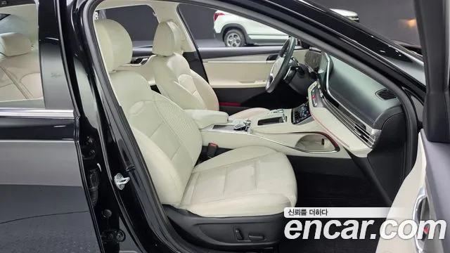 Hyundai Grandeur Grandeur (New) — Фото автомобиля 16